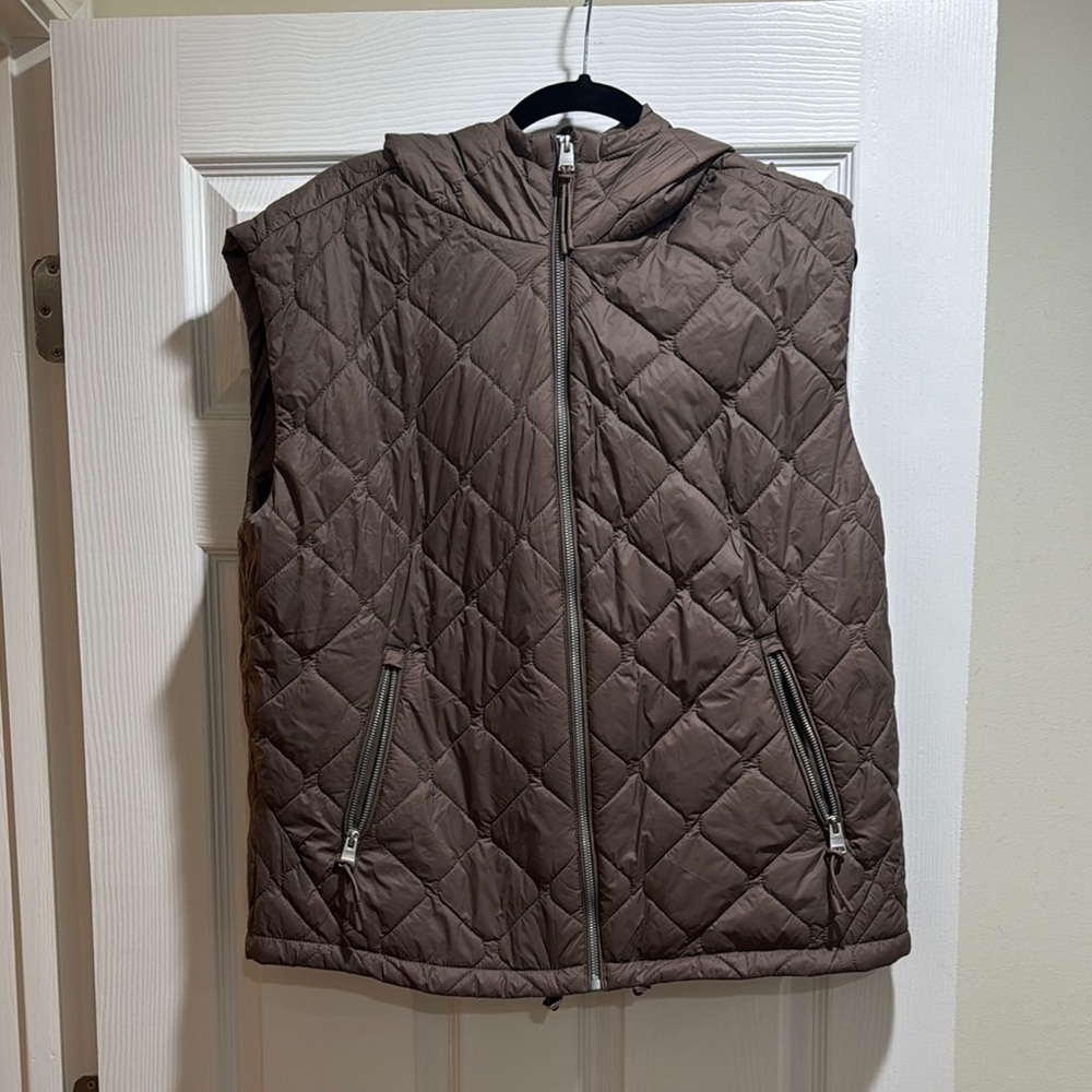 Quilted Brown Sleeveless Vest